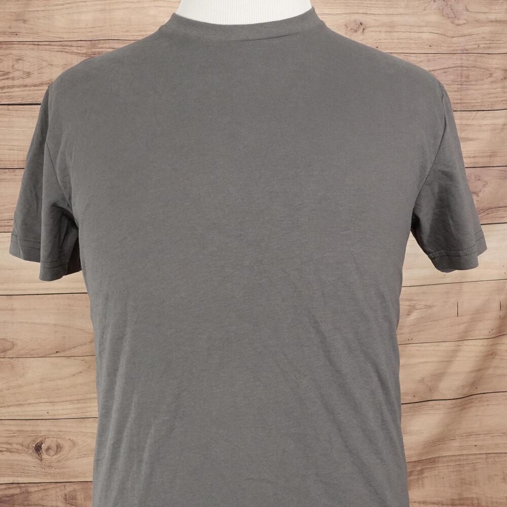 True Classic Shirt Mens M Gray Short Sleeve Solid Crewneck Basic Tee T-Shirt